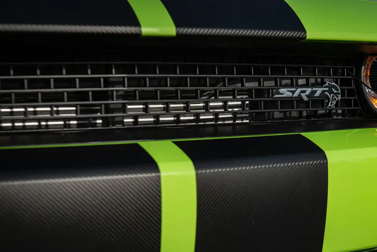 Grille Depan Dari Plastik ABS